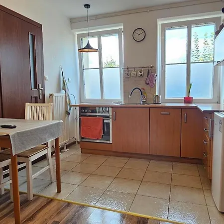 Mieszkanie Jeziorna 别拉瓦